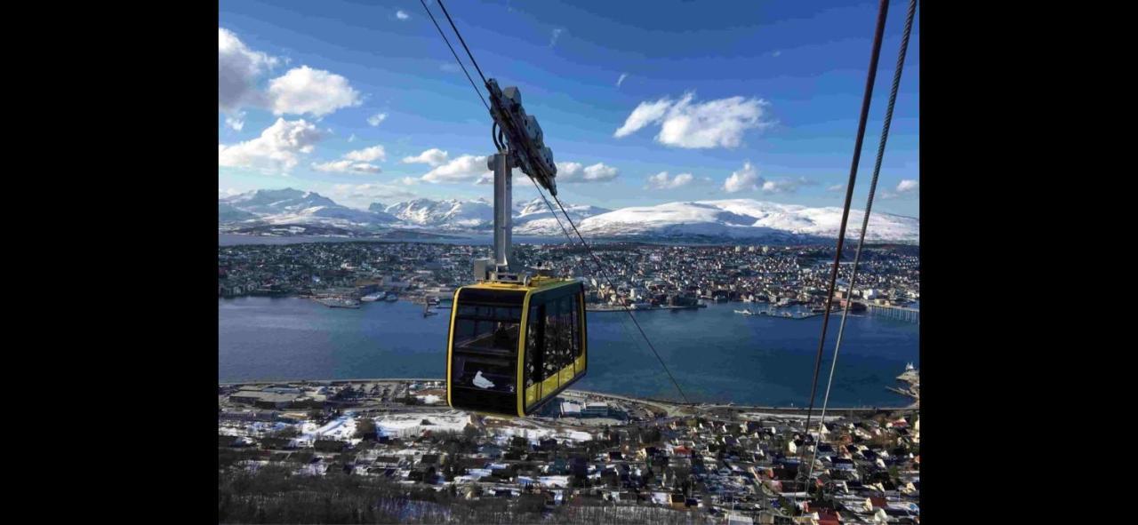 New! Modern - Central - Cozy Place By The Sherpa Stairs Tromsø Extérieur photo